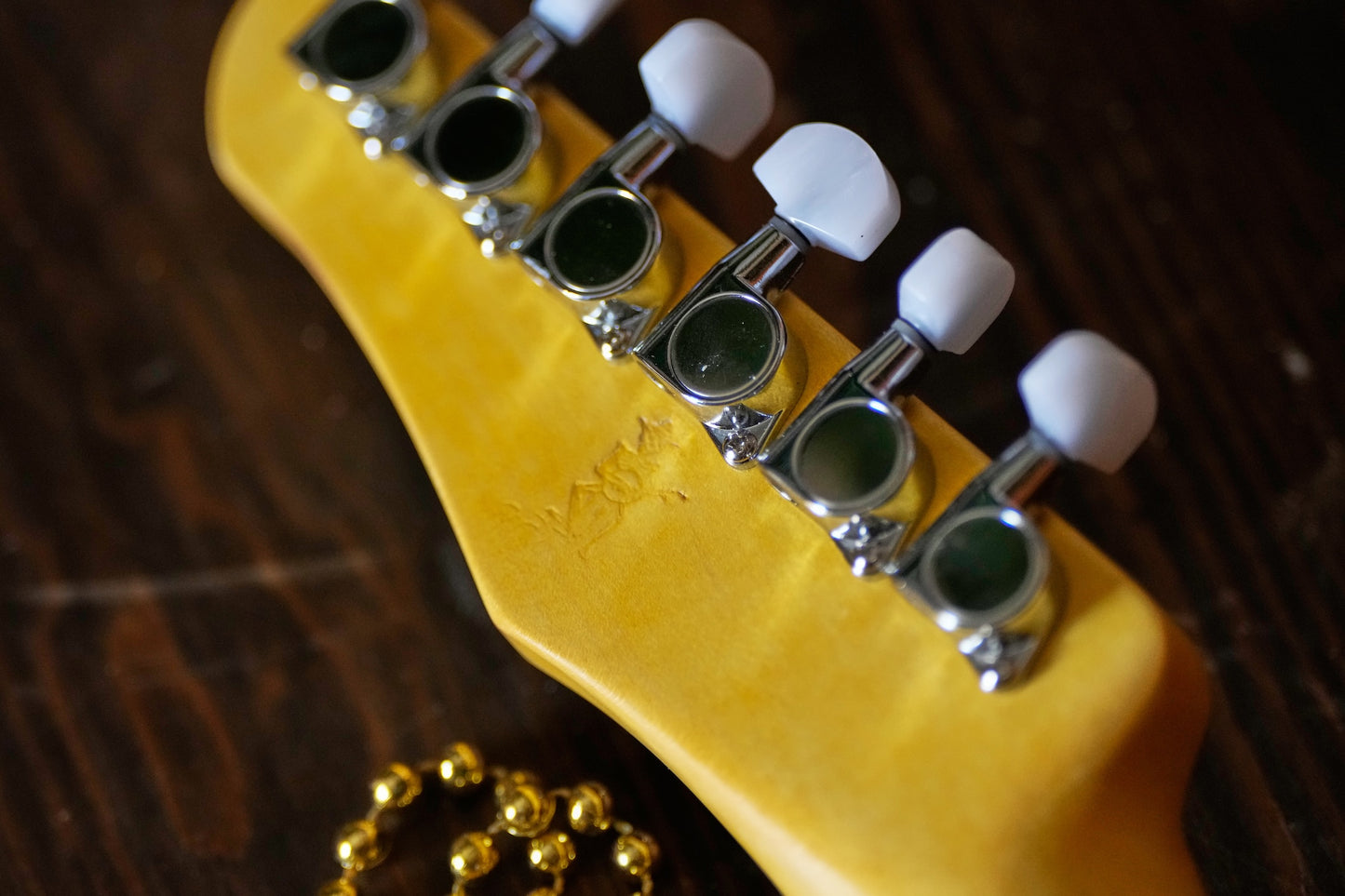 El Cabron™ Two Pickup "Tiki" T Style