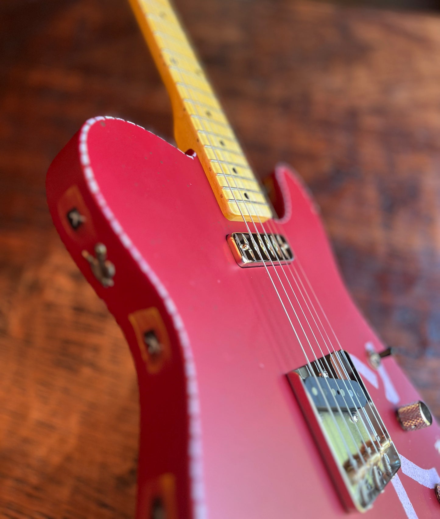 El Cabron™ Guitars Two Pickup T-Style "Industrial N.Y."