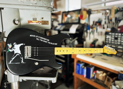 El Cabron™ Guitars Custom S-Style "Corporate" Black